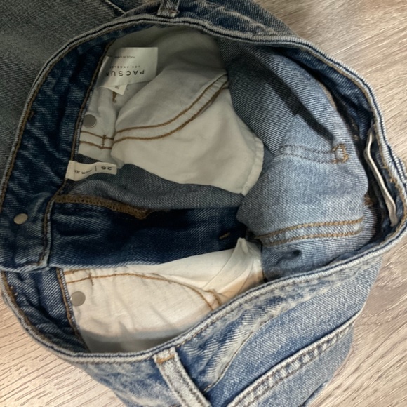 Pacsun high waisted mom jeans - Picture 2 of 3